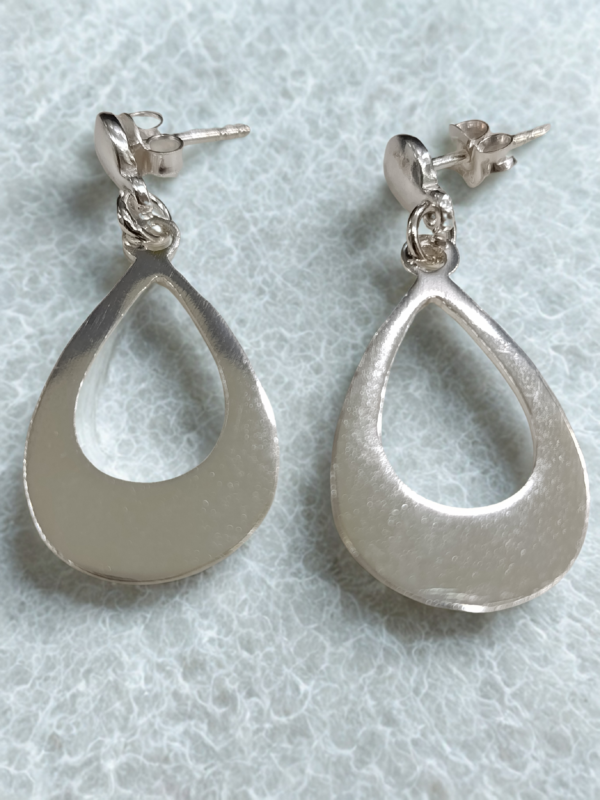 AROS PLATA LISA LAGRIMA